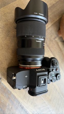 Tamron 28-75mm f/2.8 Di III VXD G2 for Sony E - Excellent