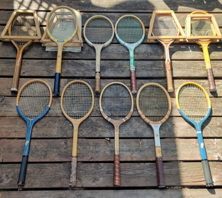 11 ANTIQUE/VINTAGE WOODEN TENNIS RACKETS