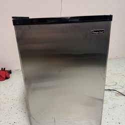 Magic Chef Standalone Freezer