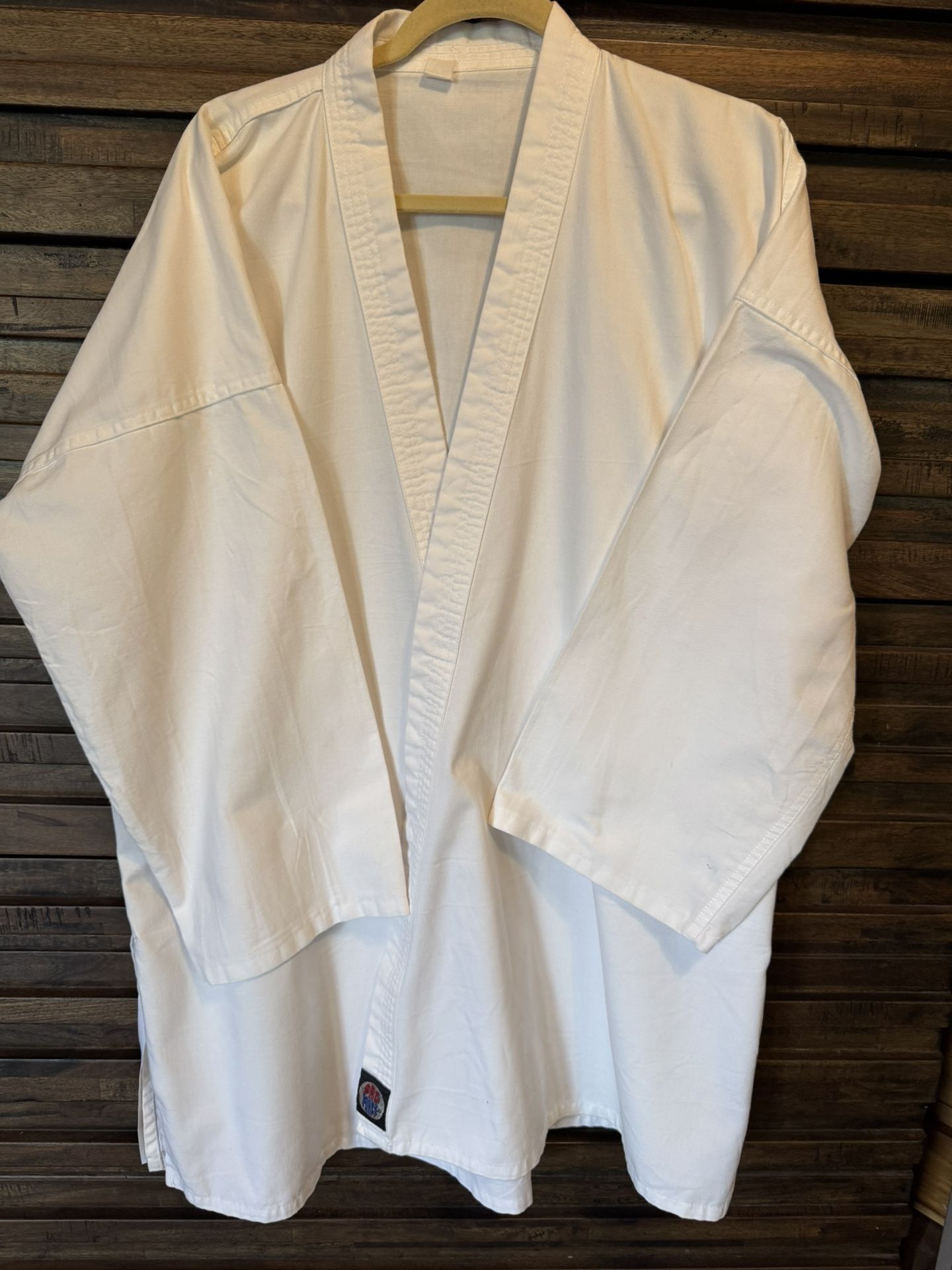 ProForce Gladiator White Uniform Judo Gi Karate Jacket Top Size 6 ?