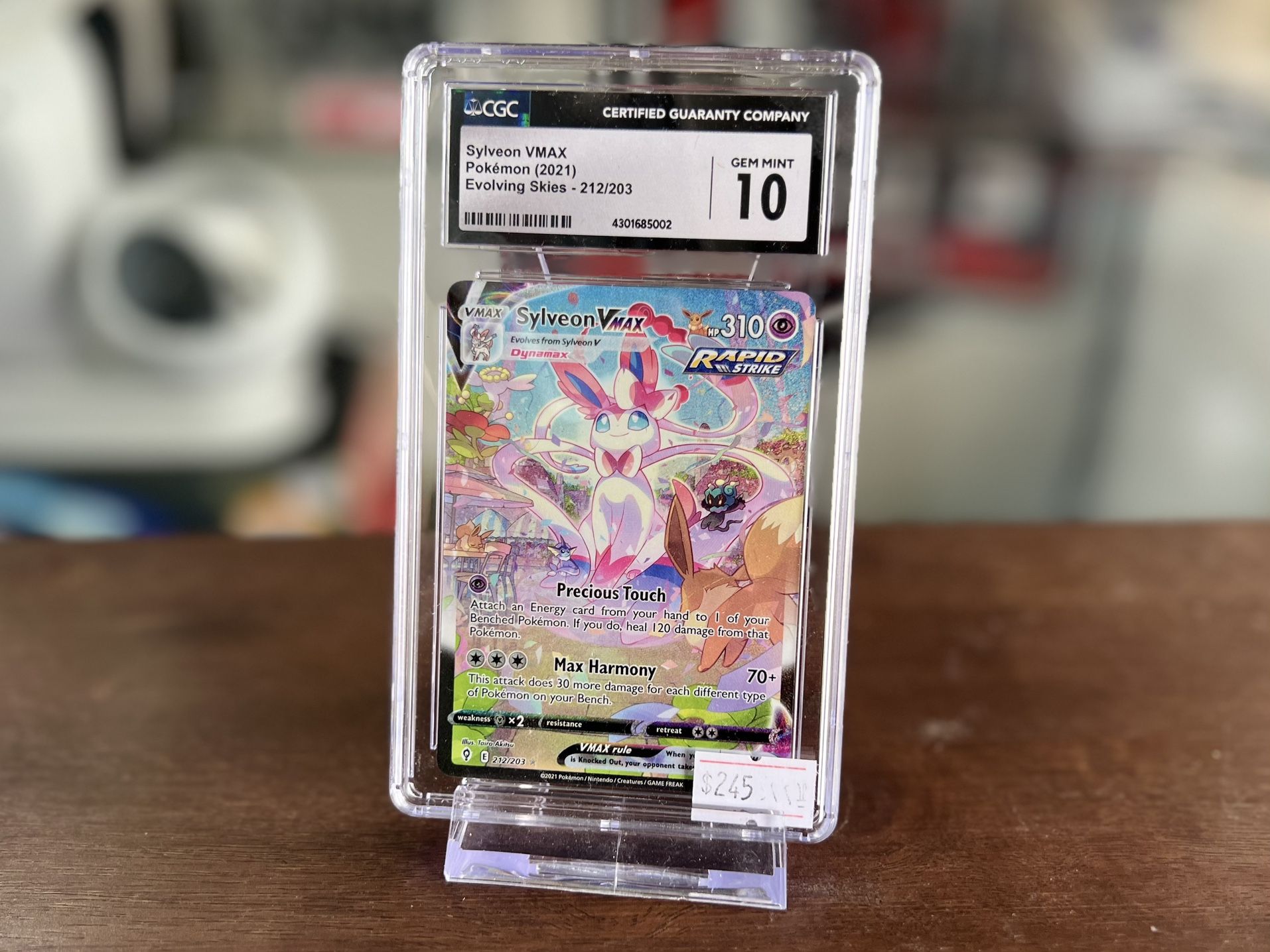 Sylveon-VMAX (212/203), Busca de Cards