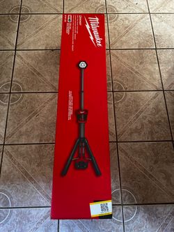 Milwaukee rocket m18 $200