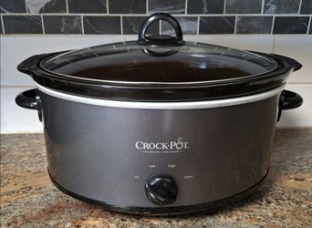 CROCK-POT 7-QUART SLOW COOKER - GOOD CONDITION