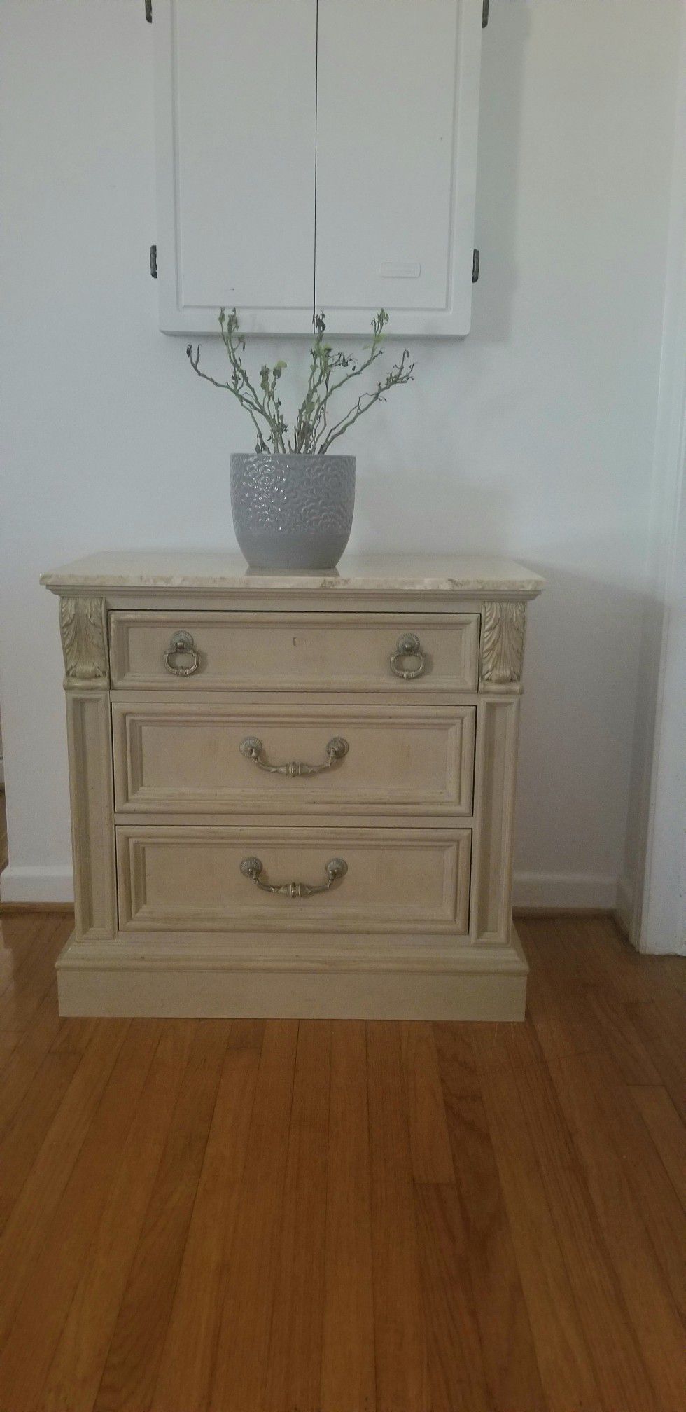 Wood/Granite Stanley's Furniture Queen Set