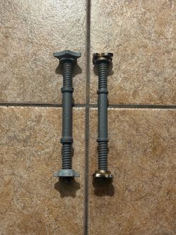 Adjustable dumbbell handles