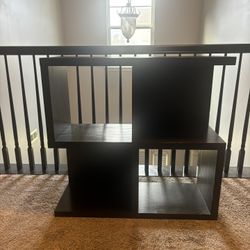 Shelving/Storage