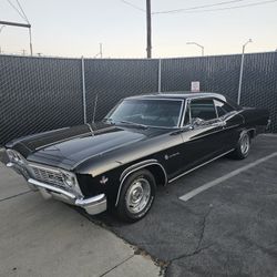 1966 Chevy Impala 2dr
