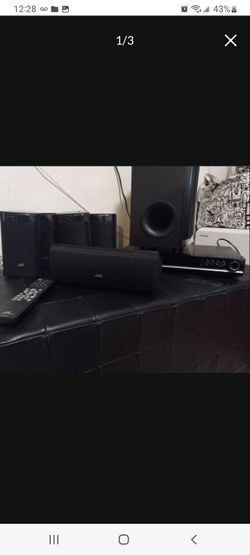 JVC DVD PLAYER CON SOROUD SPEAKERS
