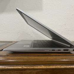 HP ELITEBOOK 830 G7 windows 11 pro, i5 10th gen 16gb ram 256GB SSD 13.3 inch