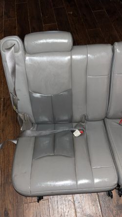 2001-2006 Tahoe/Yukon 3rd Row Seat.