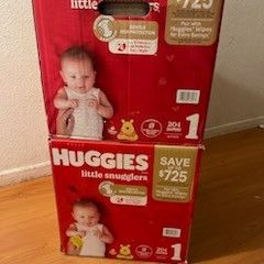 Huggies Pampers 