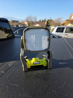 Ryobi Hybrid LED Worklight (Tool Only)