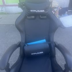 Gtplayer Game Chair Like New
