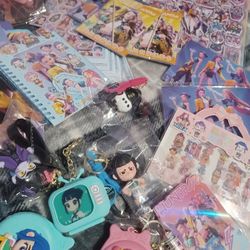 New Kpop Demons Hunter  For Sale $5 $10 Bundle Are Available 