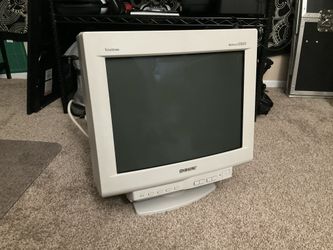 Sony Trinitron Multiscan 200ES for Sale in Riverside, CA - OfferUp