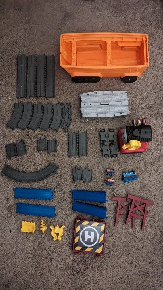 Thomas & Friends Super Cruiser set.