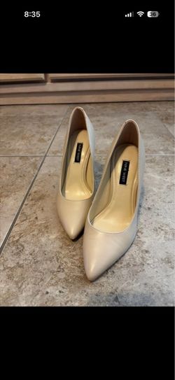 Gently used Nine West Nude Heels