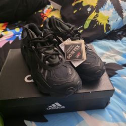 Adidas  Cadiant FYW GTX