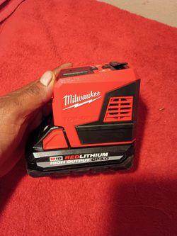 M18 MILWAUKEE top off tool y batería $$140