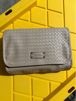 Travel Essentials Bag (New)