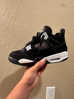 Jordan 4