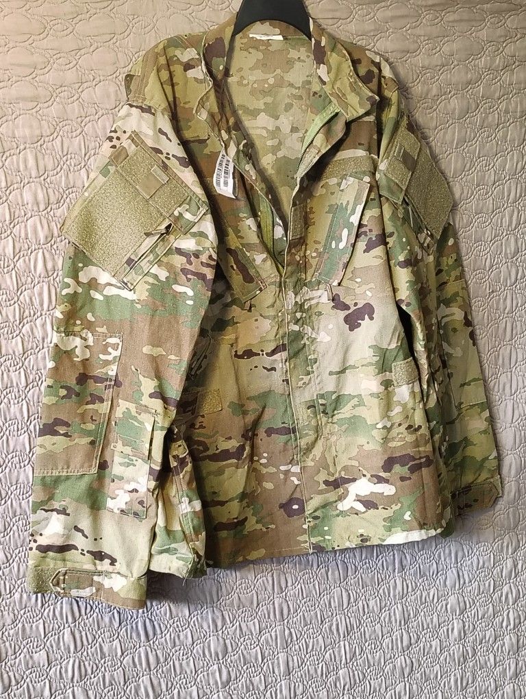 XL Aurora Industries Mens Camouflage Combat Coat / Shirt NSN (contact info removed)741