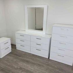 Dresser Whit Mirror , Chest And 1 Nightstand - Cómoda Con Espejo , Gavetero Y 1 Mesita De Noche 