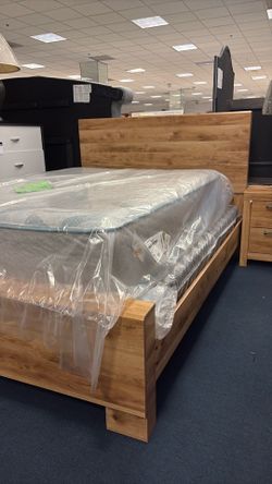Ashley Queen Bed