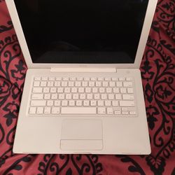 Apple Macbook Notebook 13.3" Core 2 Duo 