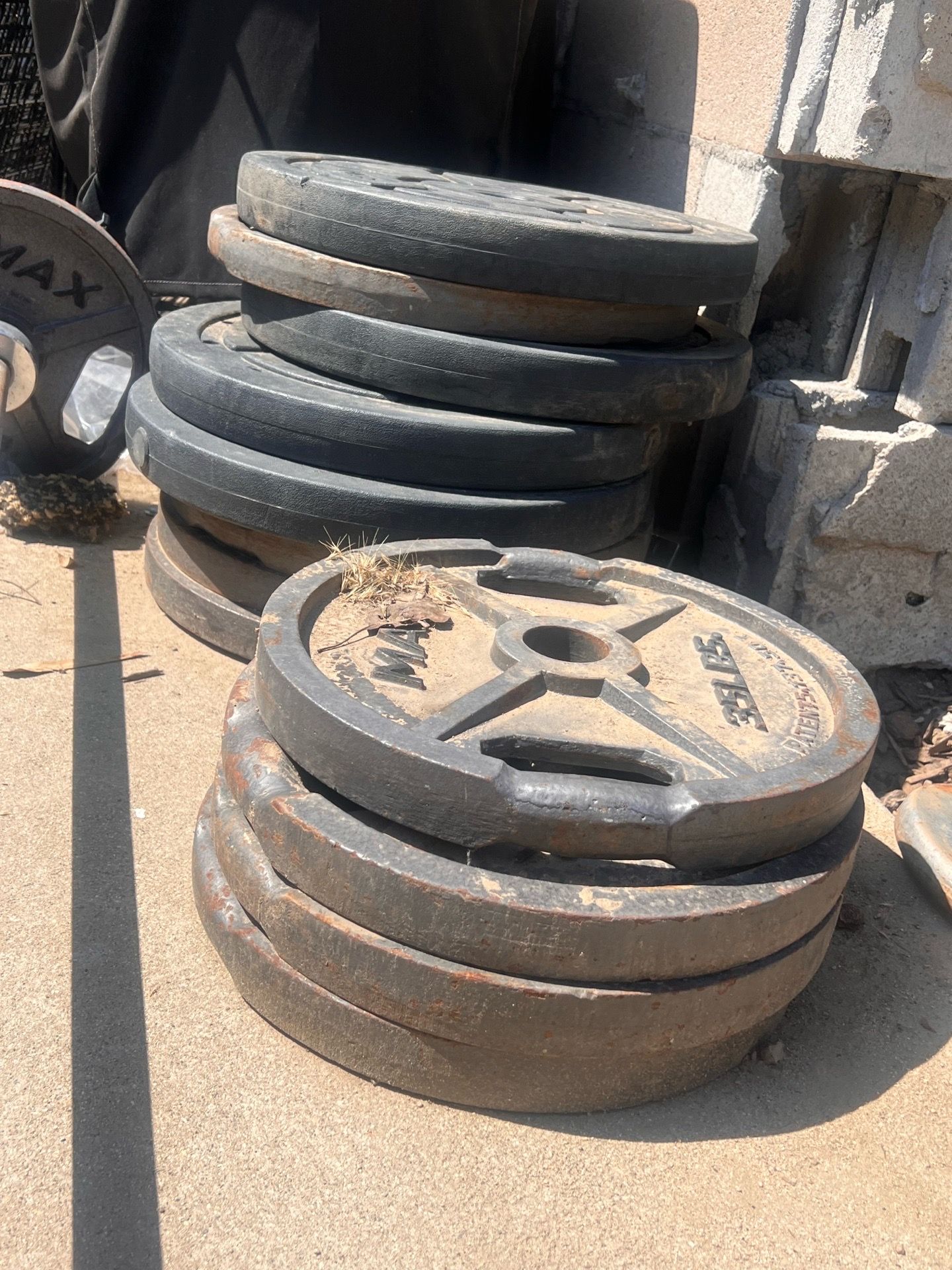 Weight plates