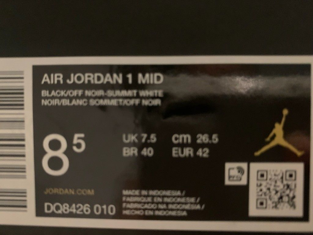 Mens Shoes Jordan 1 Mid