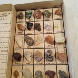 Vintage Box Of Minerals And Rocks 25 In The Box Plus Four Extra