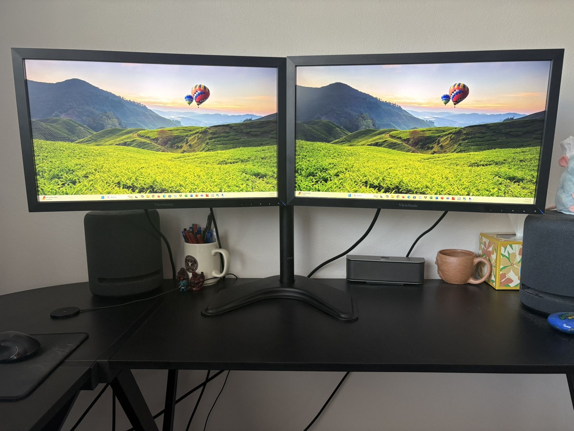 Black ViewSonic Dual Monitors 22” (plus Vivo Monitor Stand) 