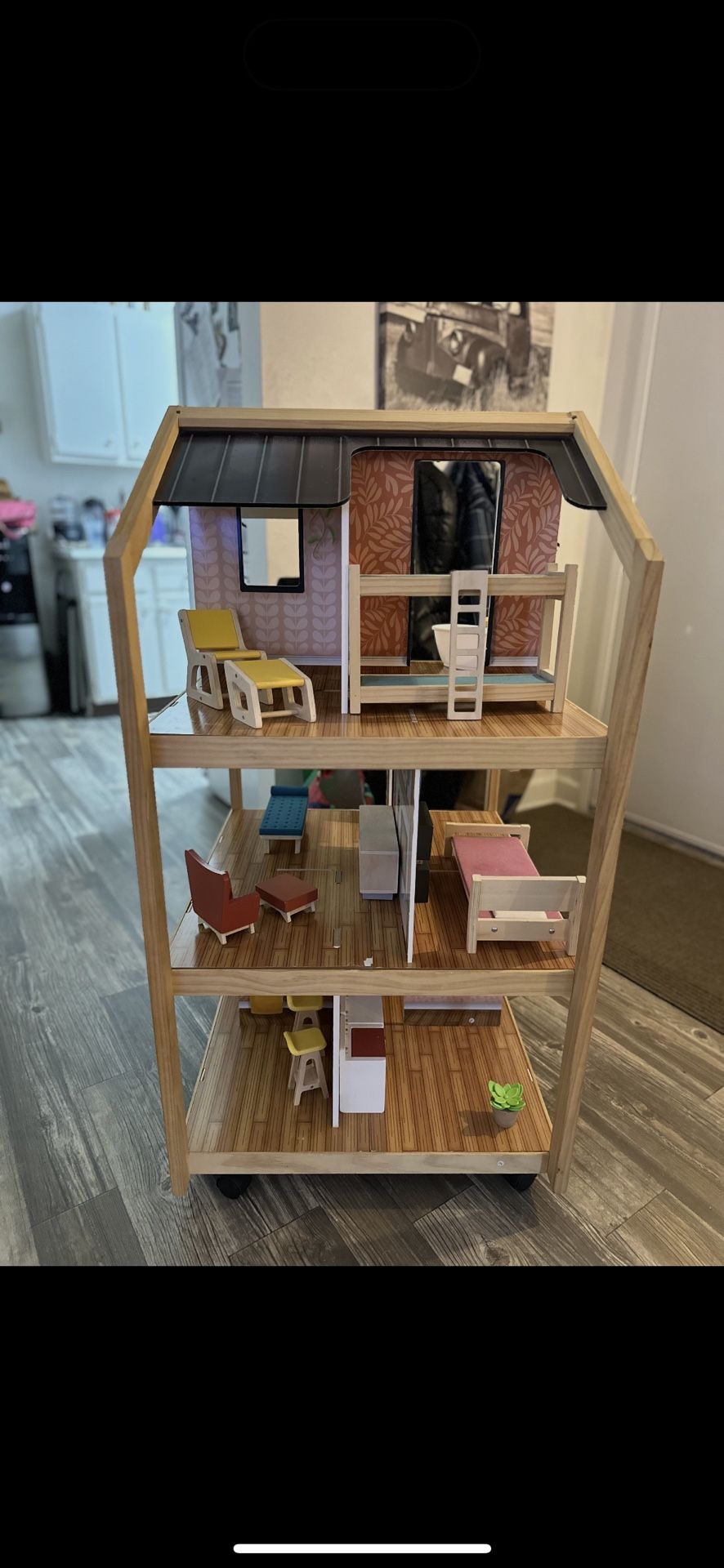Kidkraft - So Stylish Mansion Dollhouse - Boho Naturals