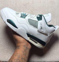 Jordan 4 size 8.5