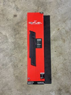 Milwaukee M18 FUEL 21-Degree Framing Nailer Extended Capacity Magazine