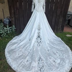 Wedding Dress Ivory Antique 