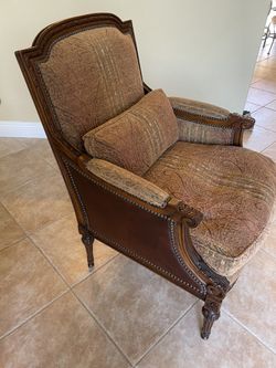 Ethan Allen Coach Chair