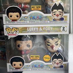 Luffy and Foxy Hot Topic Exclusive Funko