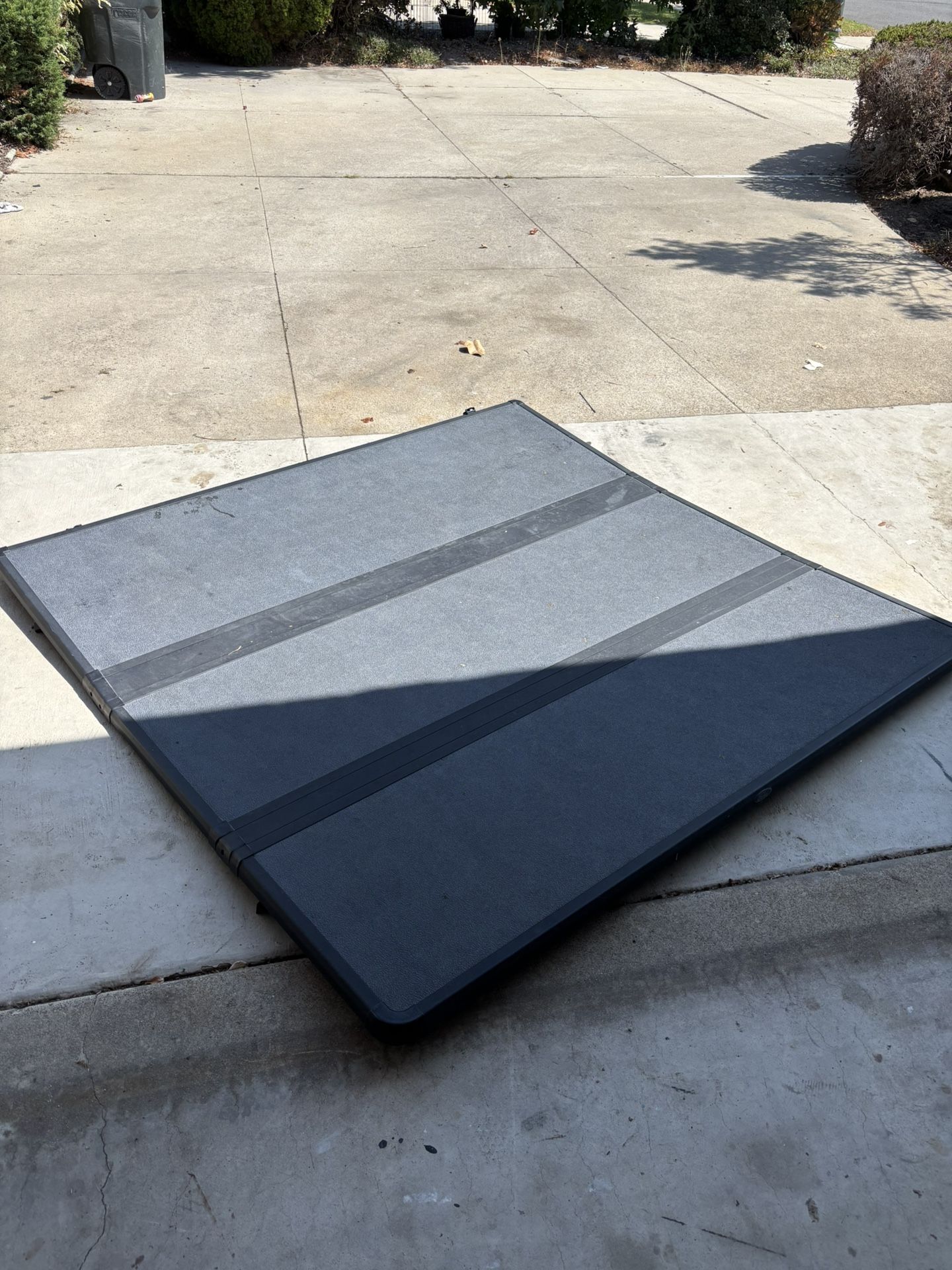 Ford Trifold Bed Cover