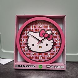 HELLO KITTY CLOCK 