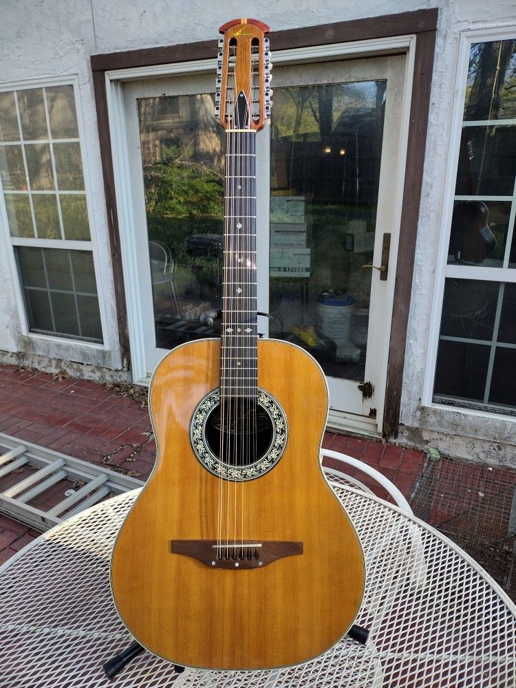 Vintage Ovation 12-String Pacemaker Guitar & Hardshell case