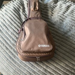 Yamaha FG-Junior Guitar