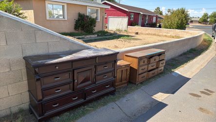 Free dressers and stand