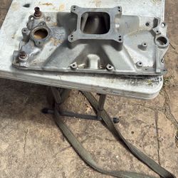 Small Block Alum. Intake Manifold Chev