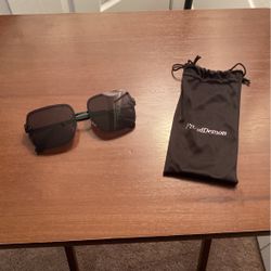 Sunglasses for men and women