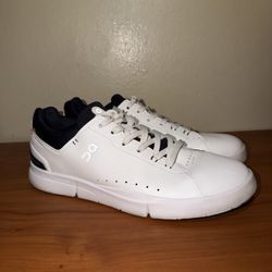 On The Roger Advantage Casual Tennis Sneakers White Midnight Navy Blue Size 11.5