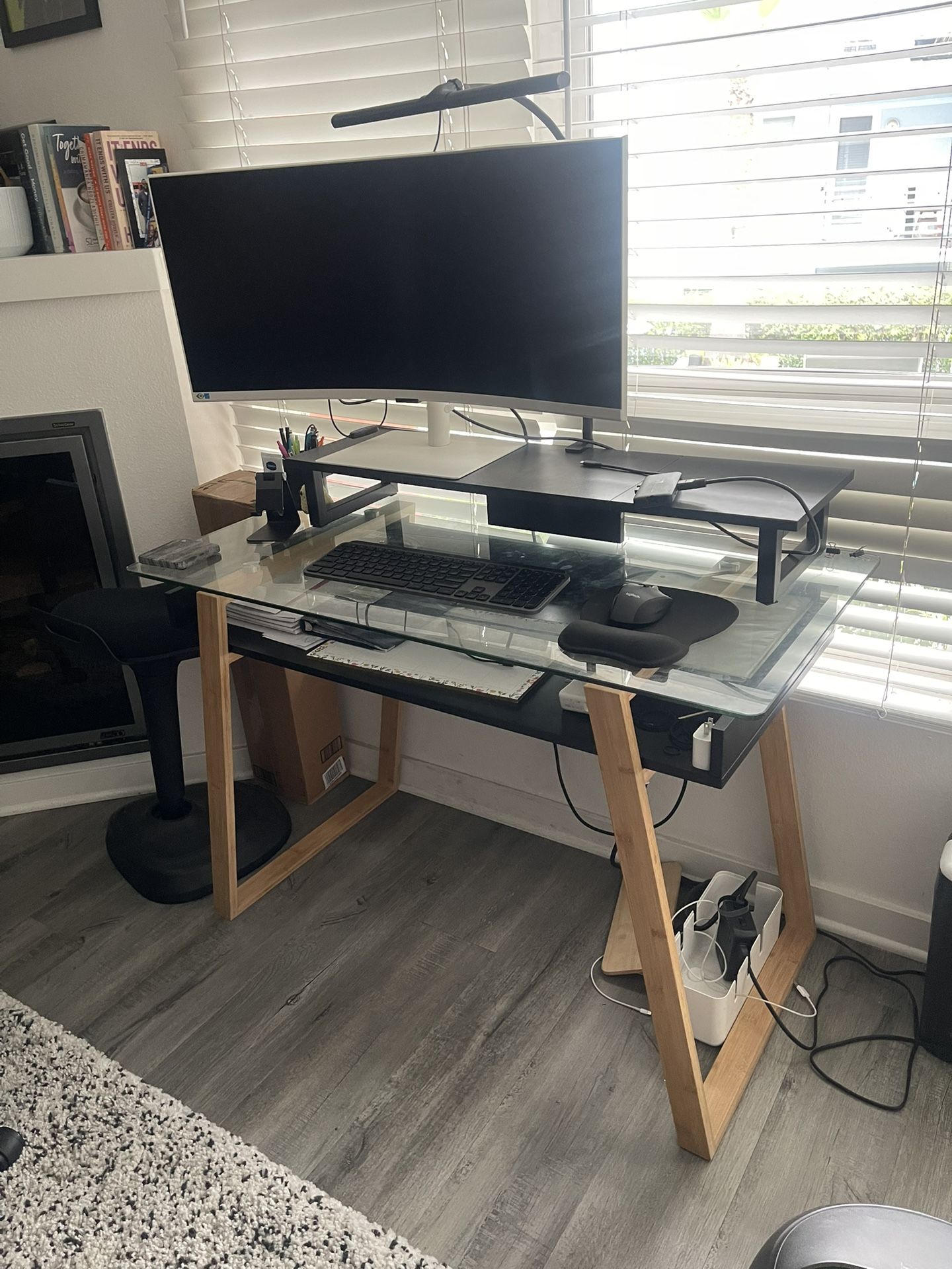 bonVIVO Massimo Small Desk - 43 Inch, Modern Computer Desk for Small Spaces, Living Room, Office and Bedroom - Study Table w/Glass Top and Shelf Space