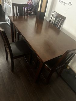 Dining Room Table With 4 Chairs And A Bench
