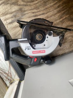 Battery powered circular saw